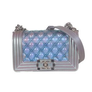 ❤️CHANEL Iridescent Quilted Boy Bag Small Pink and Blue Shift Leather❤️